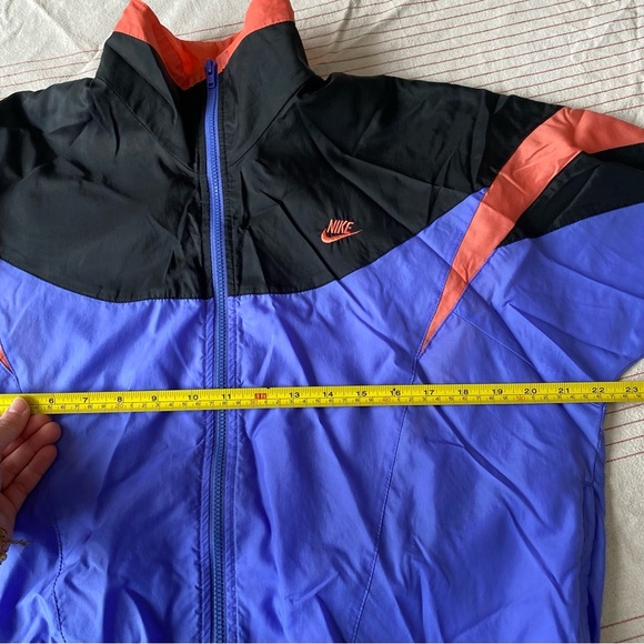 Vintage Nike Black and Purple Windbreaker Jacket fits women’s M - Picture 10 of 11